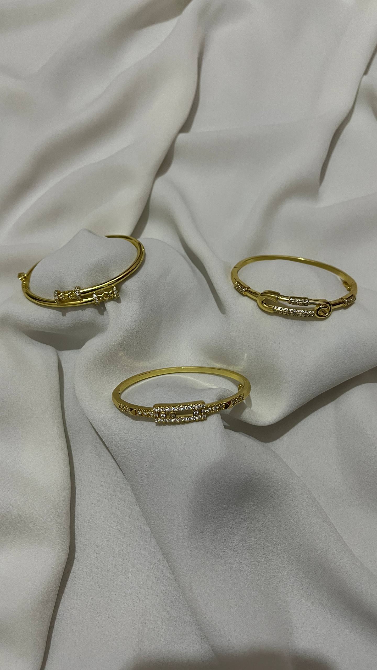 ENSEMBLE 3 BRACELETS + COLLIER ANGE D'AMOUR GRATUIT